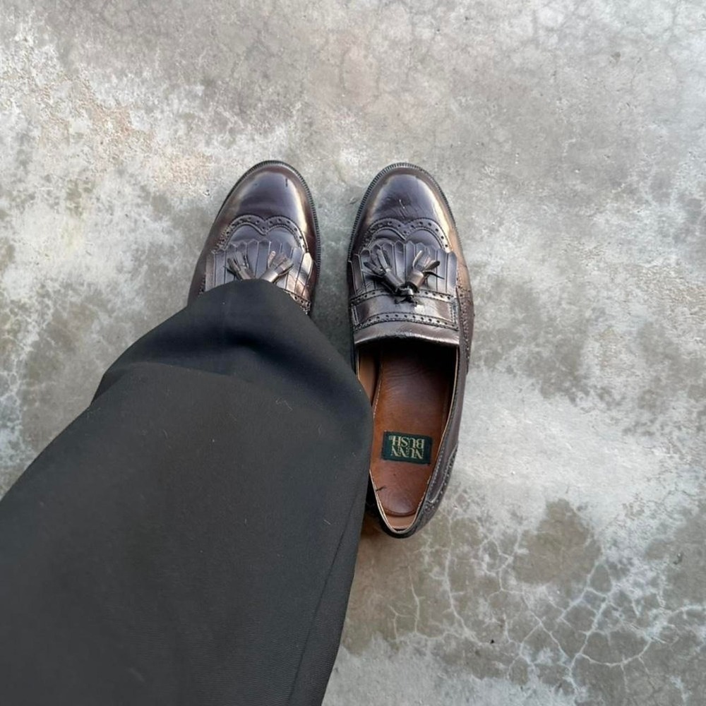 Vintage 90's Nunn Bush shiny leather wing tip tassel loafers shoes 9 1/2 W - Picture 2 of 7